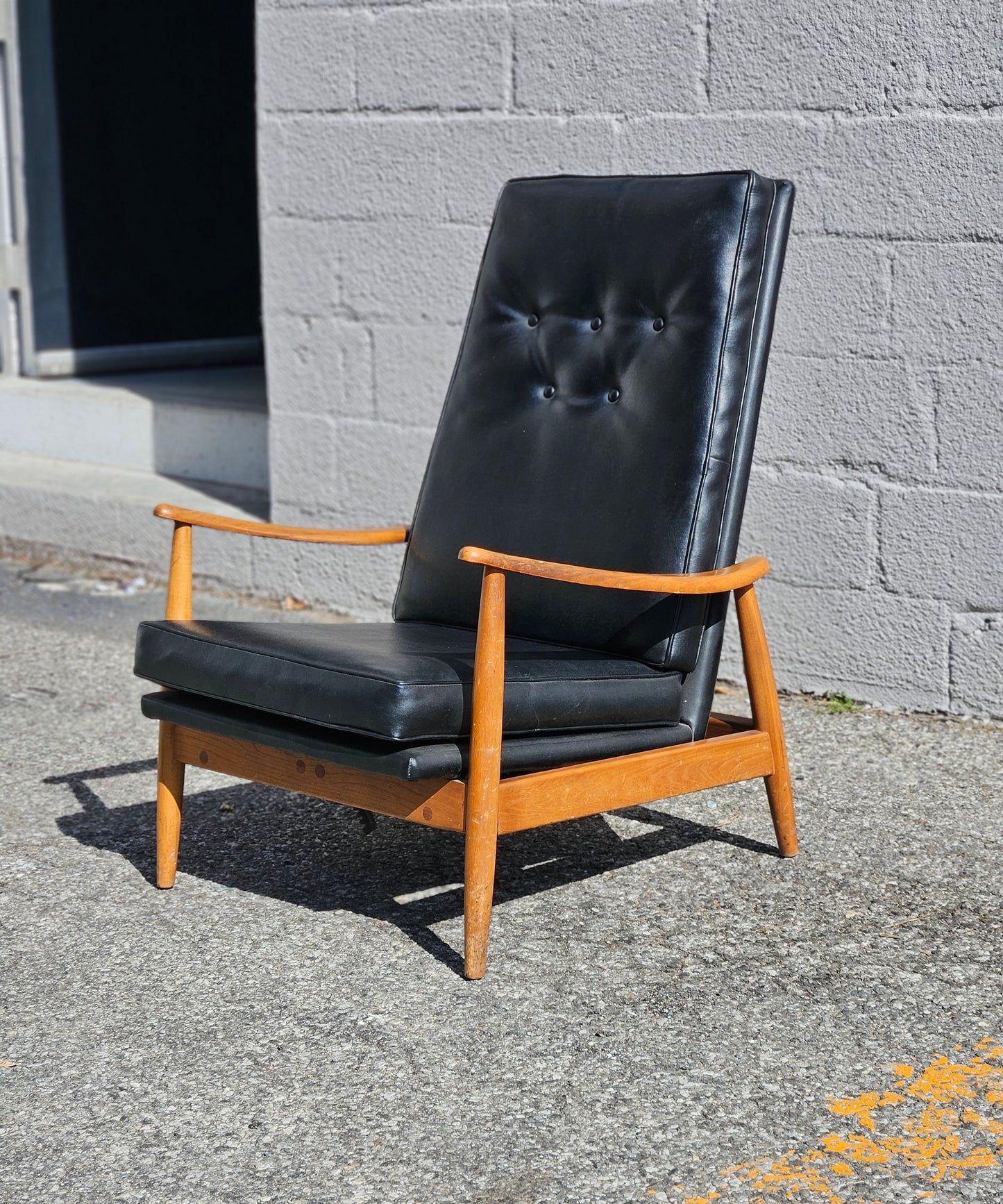 Milo Baughman Reclining Lounge Chair