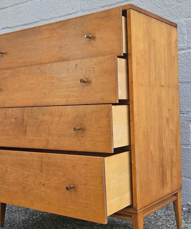 Paul McCobb for Planner Group 4 drawer dresser