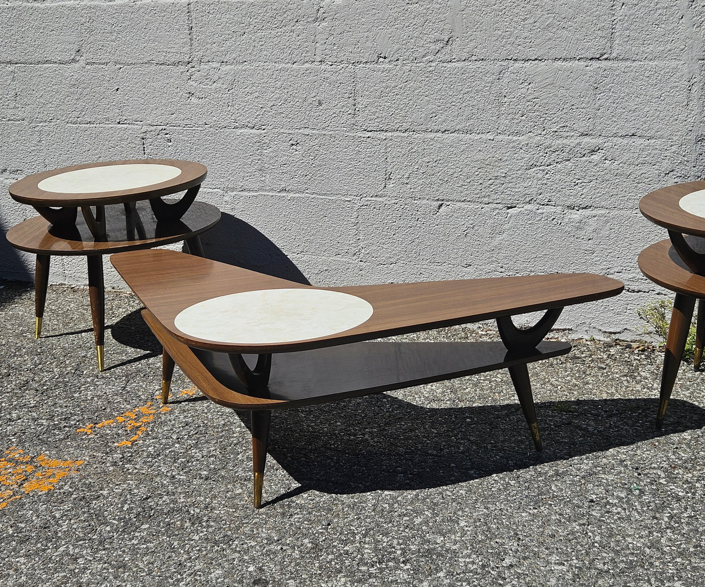 Boomerang Table Set