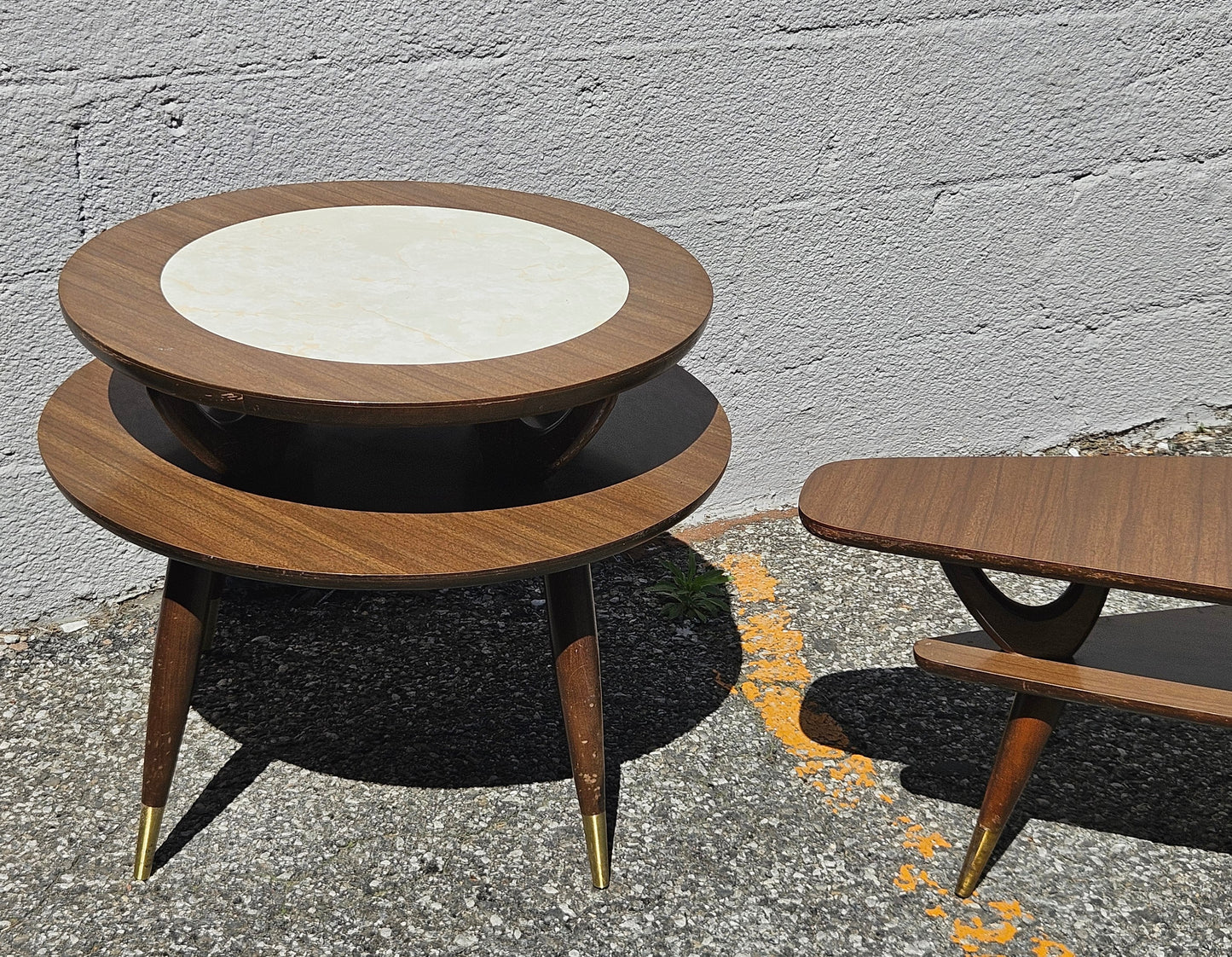 Boomerang Table Set