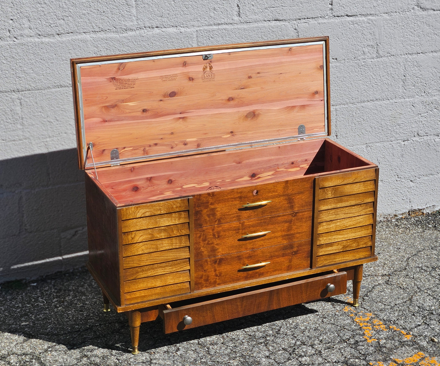 Lane Cedar Hope Chest
