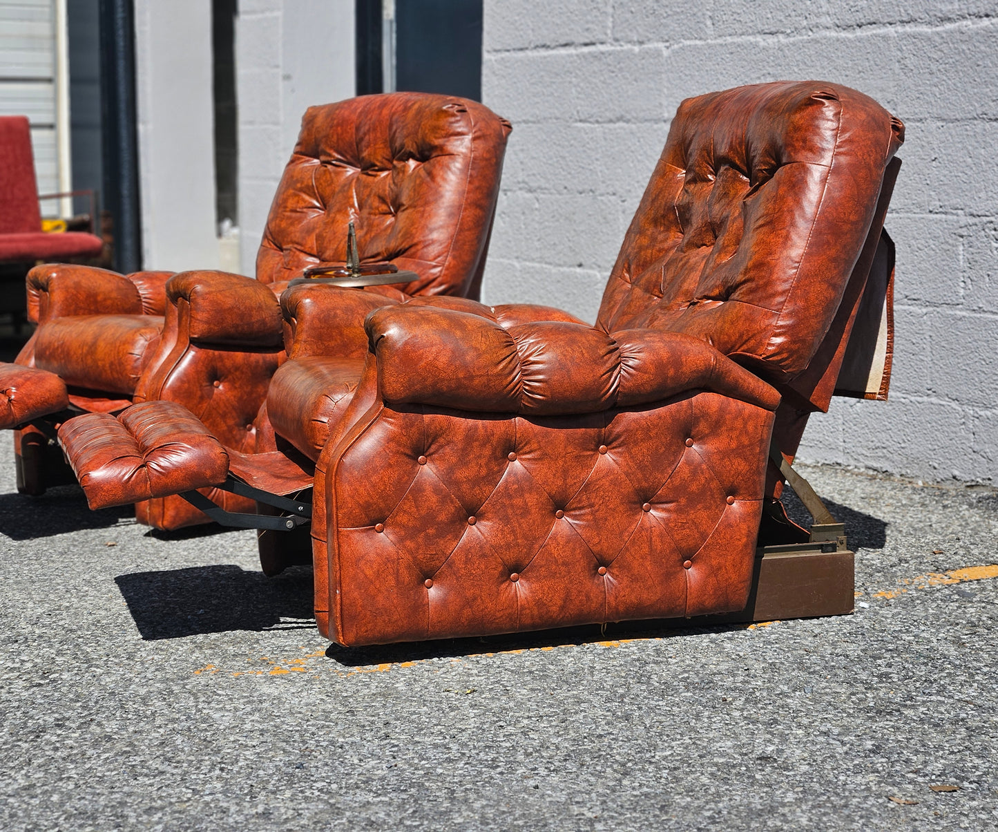 Berkline Wallaway Recliners