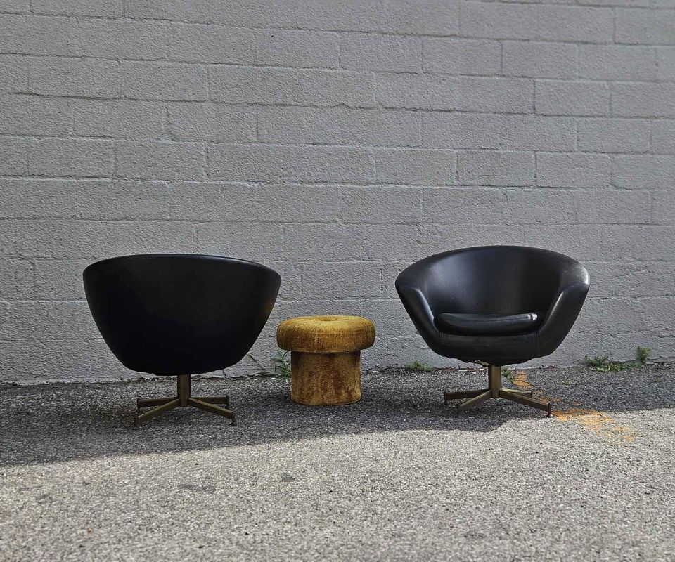 Overman Pod Chairs