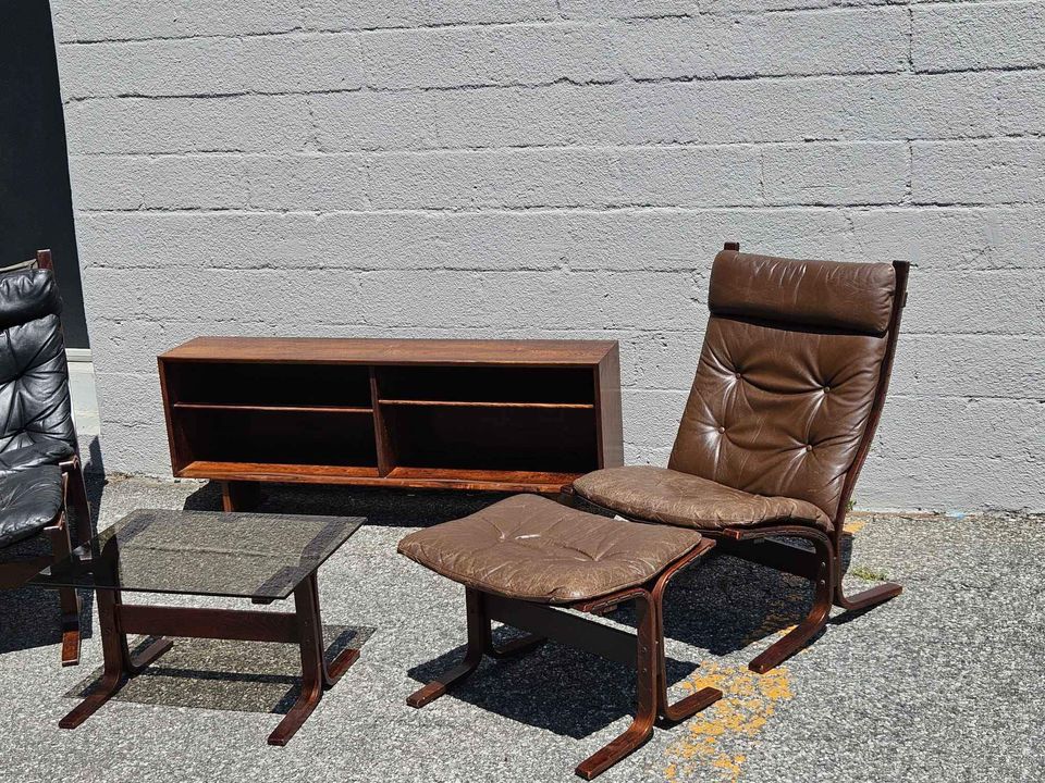 Vintage Brown Leather Siesta Chair
