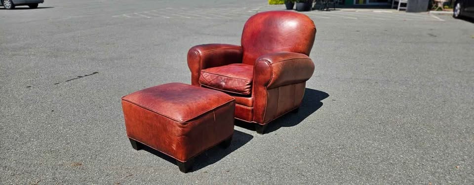 Leather Arhaus Club Chair & Ottoman