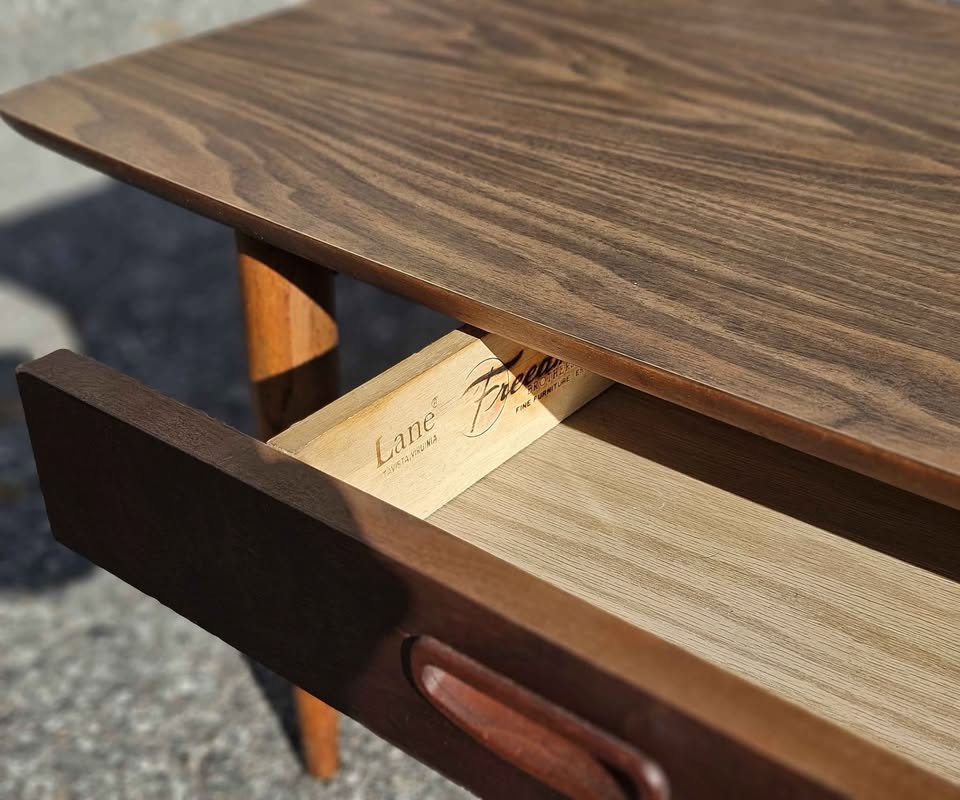 Lane Vintage Mid-Century Coffee Table