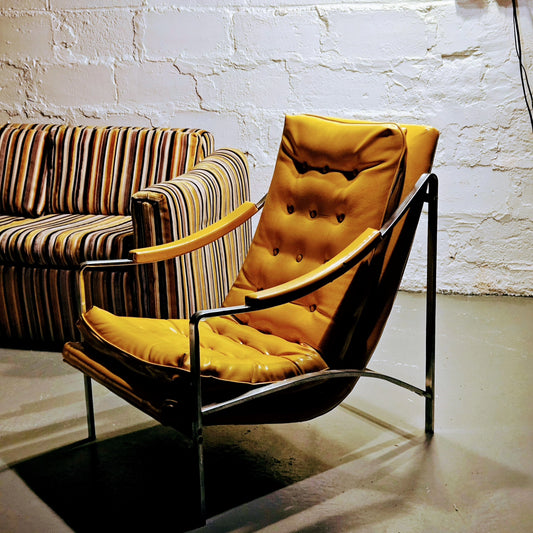 Frank & Son Inc. Lounge Chair