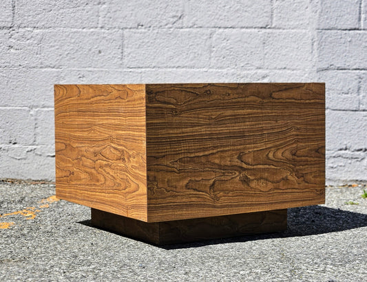 MCM Cube Table